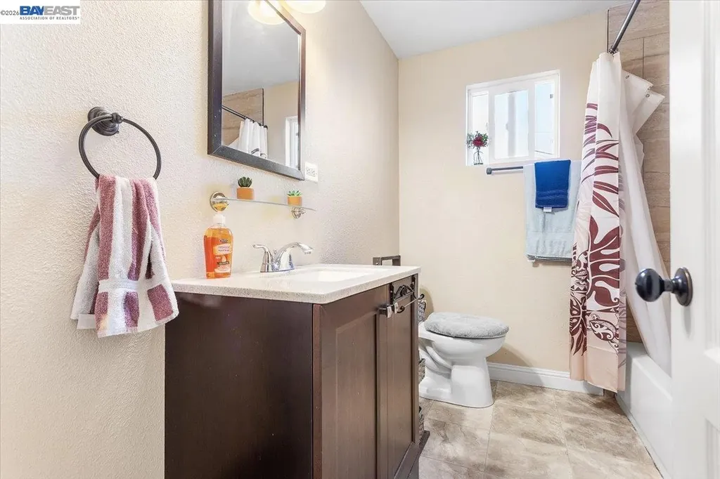 1002 Stanton Avenue San Pablo CA 94806
