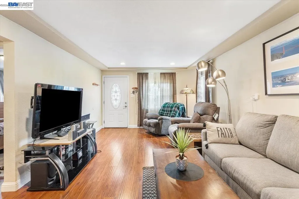 1002 Stanton Avenue San Pablo CA 94806
