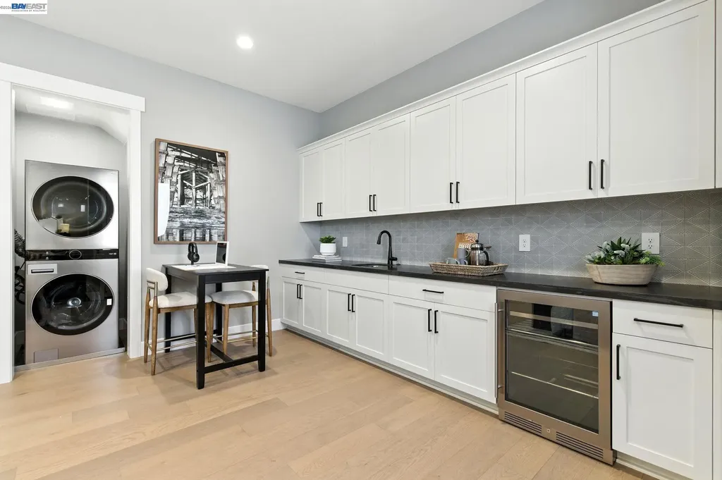 1652 Savanna Court Dublin CA 94568