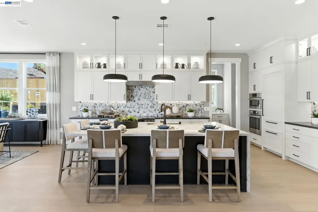 1652 Savanna Court Dublin CA 94568