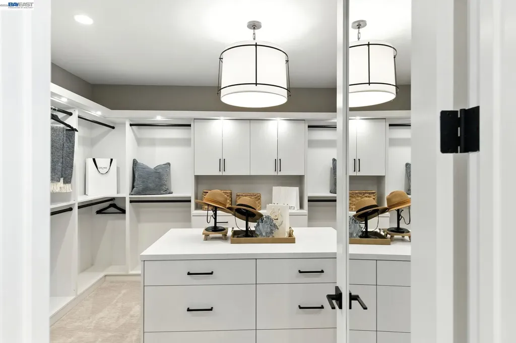 1652 Savanna Court Dublin CA 94568