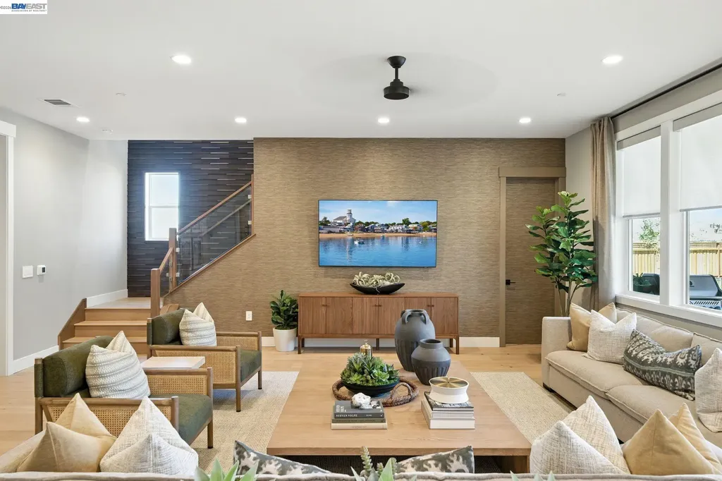 1658 Wren Court Dublin CA 94568