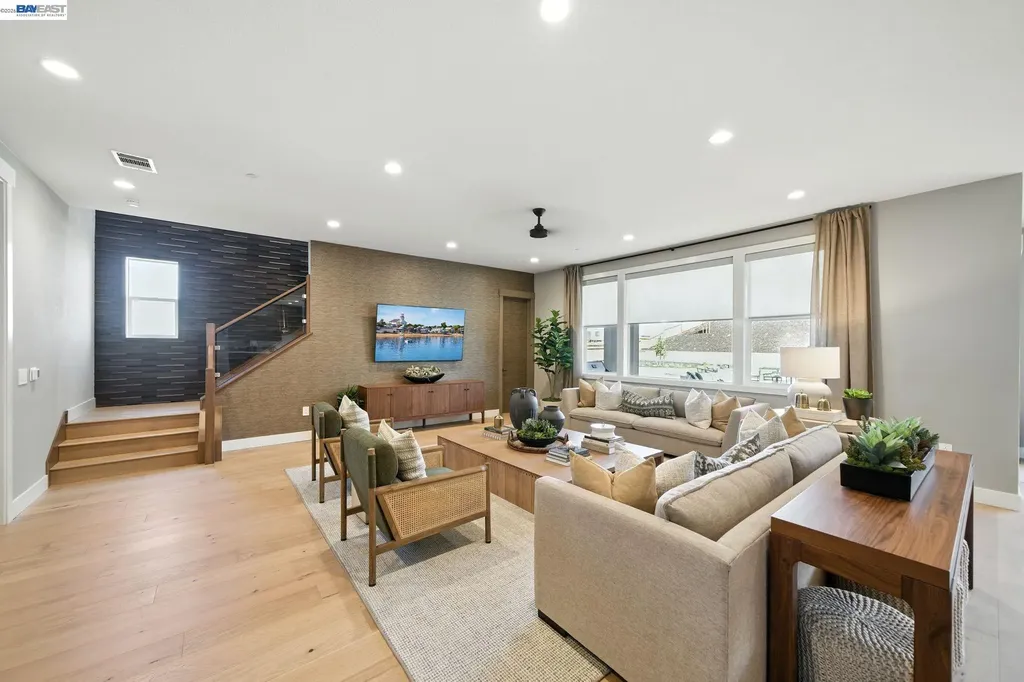 1658 Wren Court Dublin CA 94568