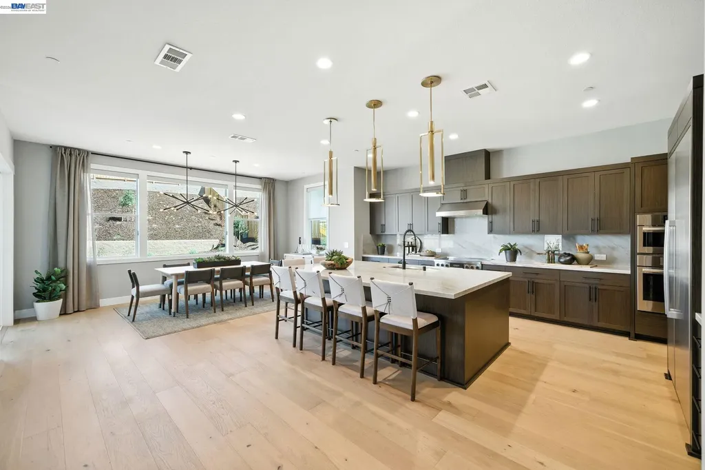 1658 Wren Court Dublin CA 94568