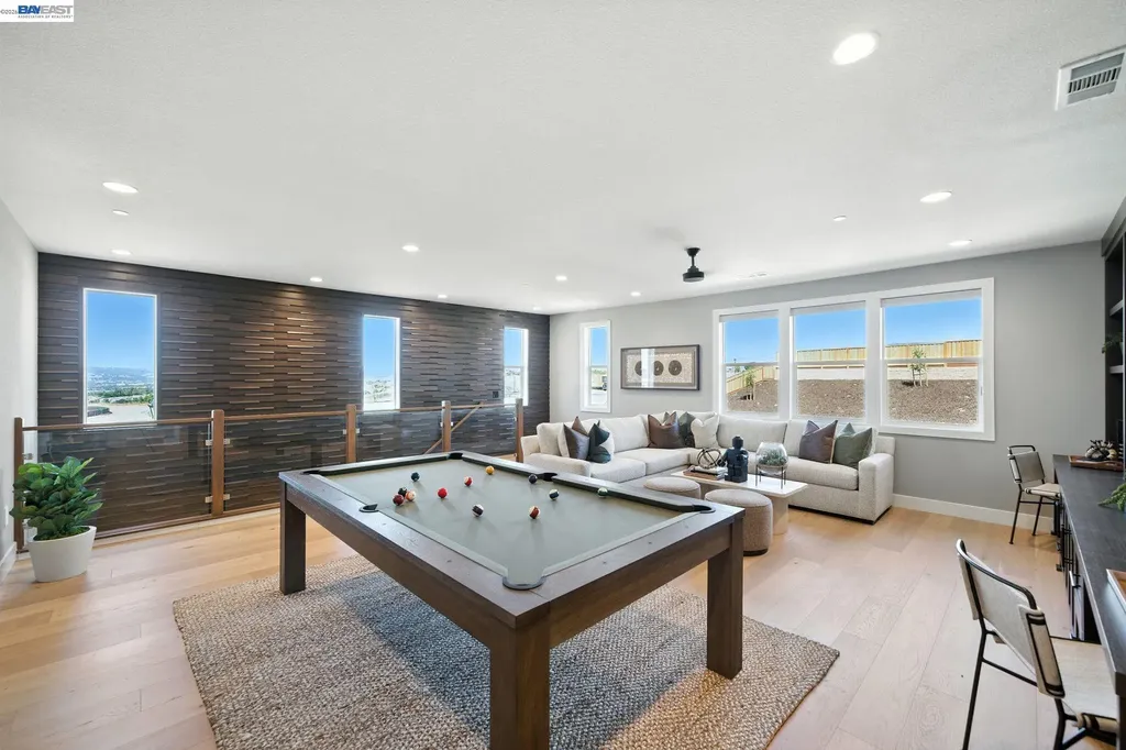 1658 Wren Court Dublin CA 94568