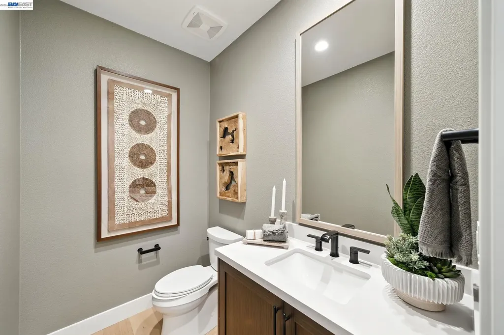 1658 Wren Court Dublin CA 94568