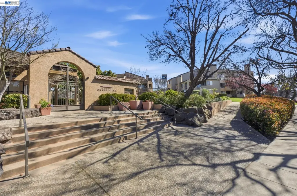 39152 Guardino Drive Fremont CA 94538