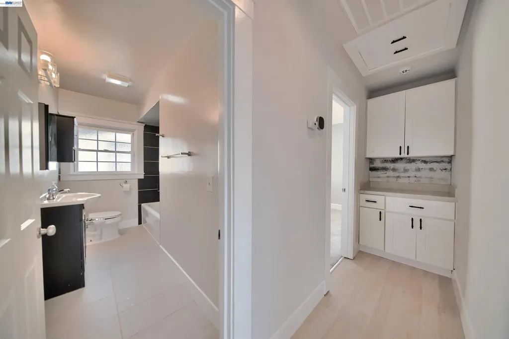 5706 Brookdale Avenue Oakland CA 94605