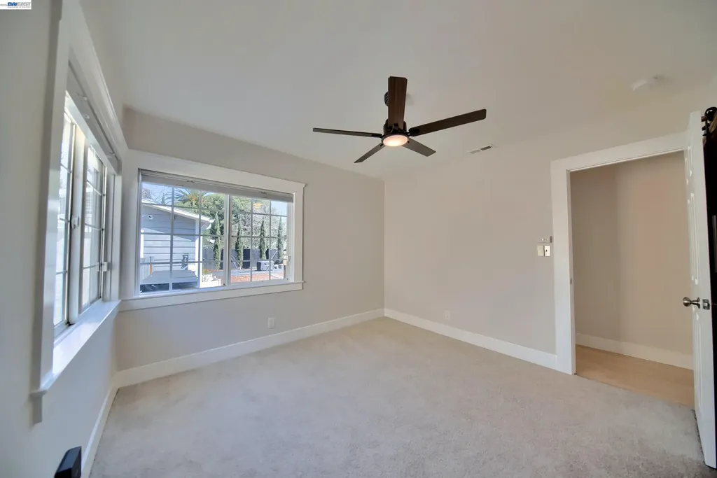 5706 Brookdale Avenue Oakland CA 94605