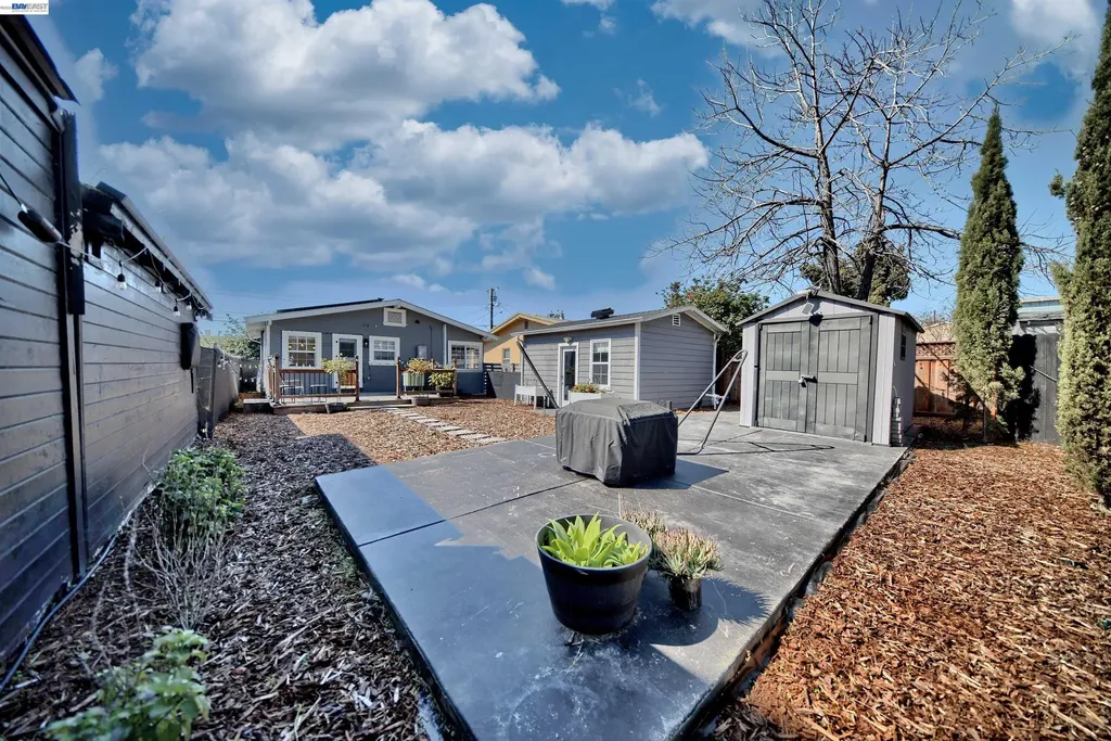 5706 Brookdale Avenue Oakland CA 94605