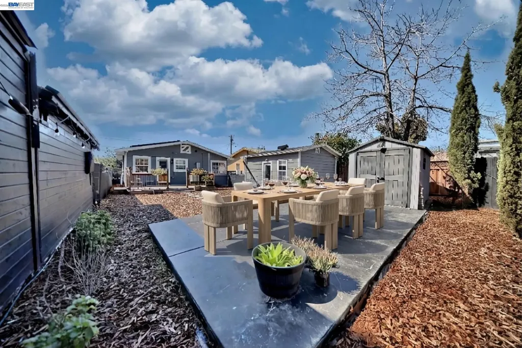 5706 Brookdale Avenue Oakland CA 94605