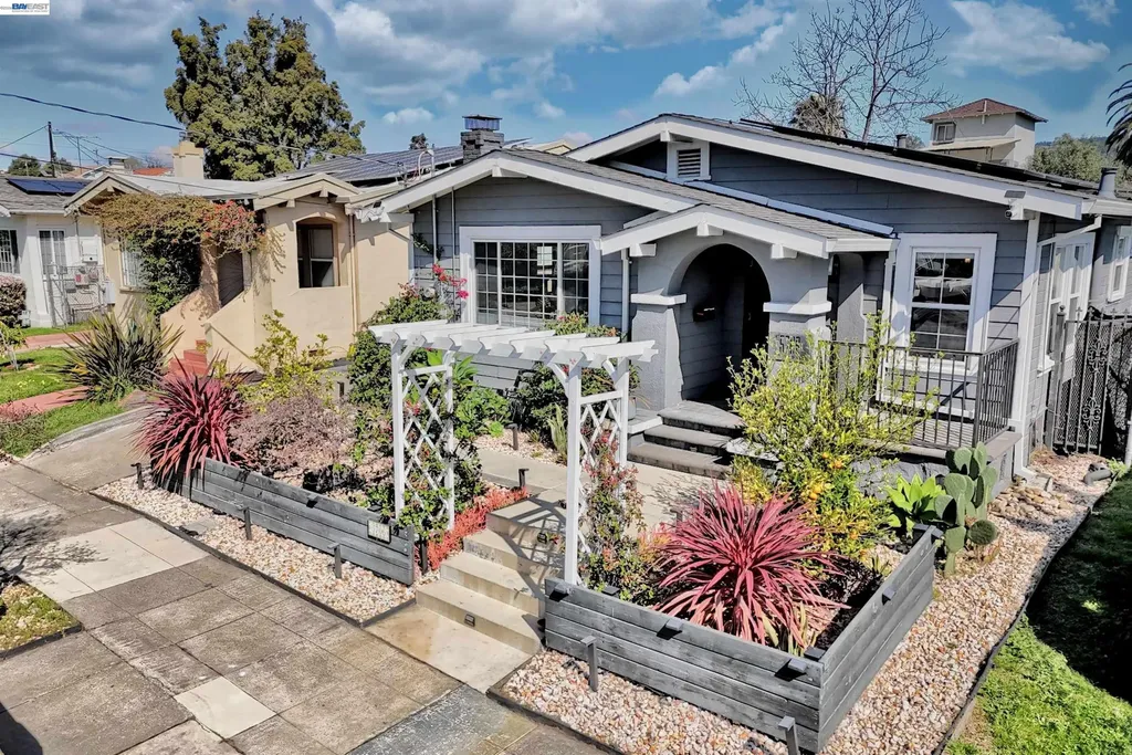 5706 Brookdale Avenue Oakland CA 94605