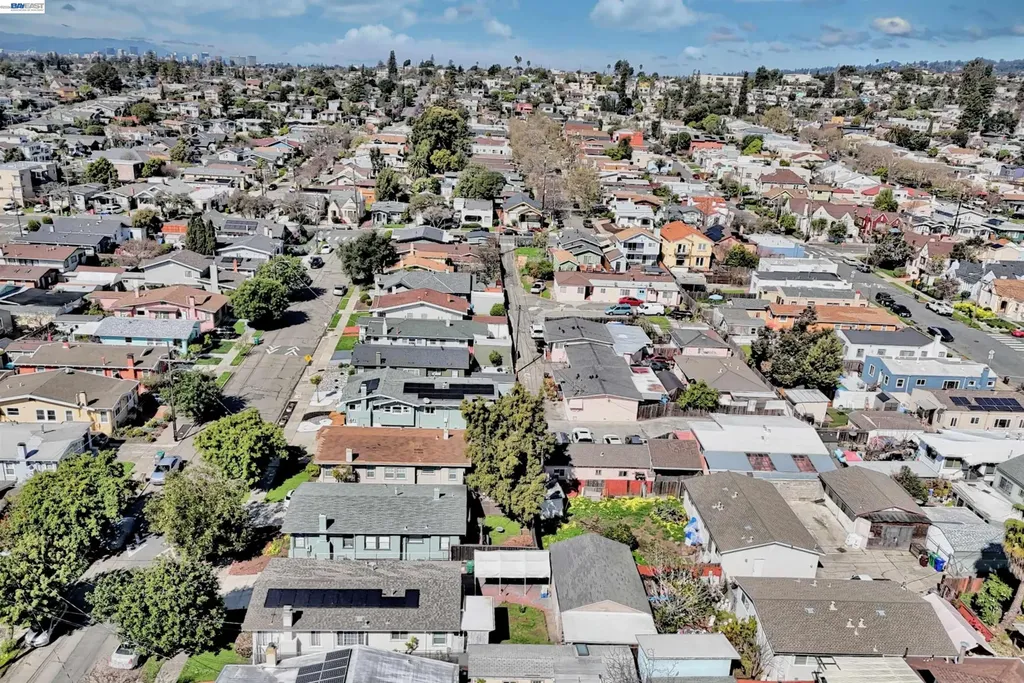 5706 Brookdale Avenue Oakland CA 94605