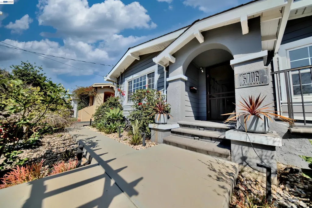 5706 Brookdale Avenue Oakland CA 94605
