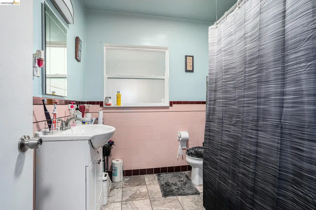 2353 83rd Avenue Oakland CA 94605