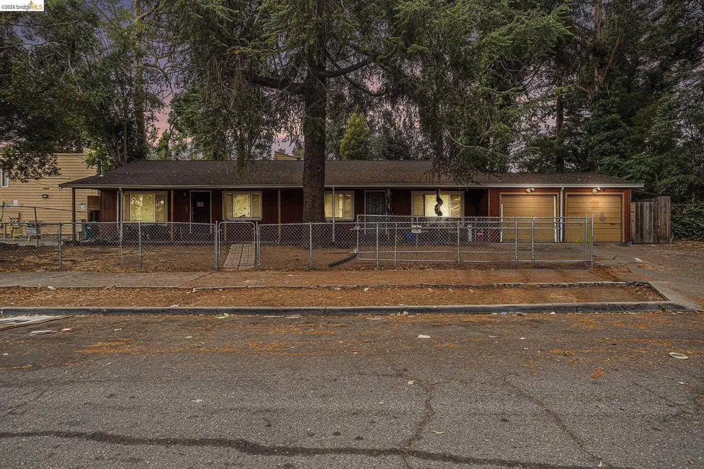 2353 83rd Avenue Oakland CA 94605