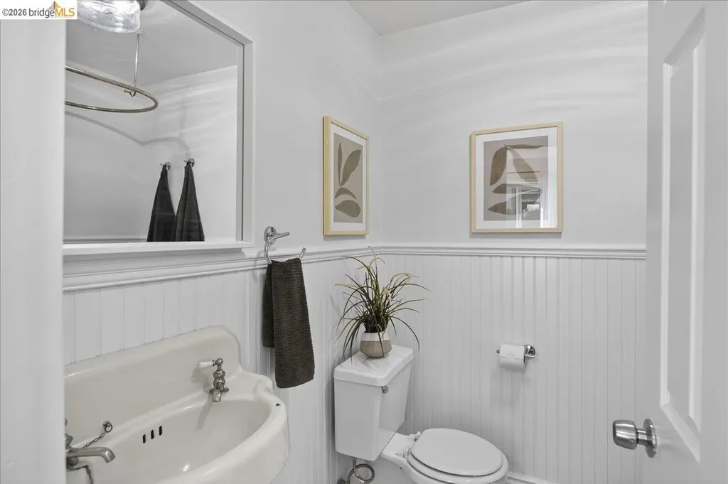 4030 Lusk Street Oakland CA 94608