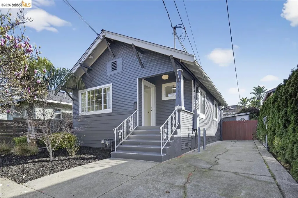 4030 Lusk Street Oakland CA 94608