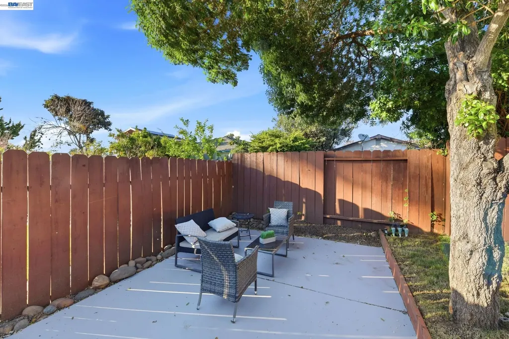 137 Tamarack Drive Union City CA 94587