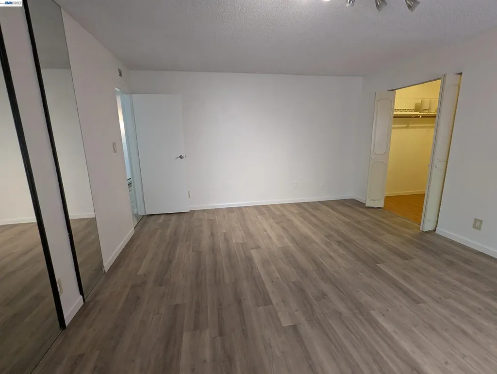 2550 Damuth Street Oakland CA 94602