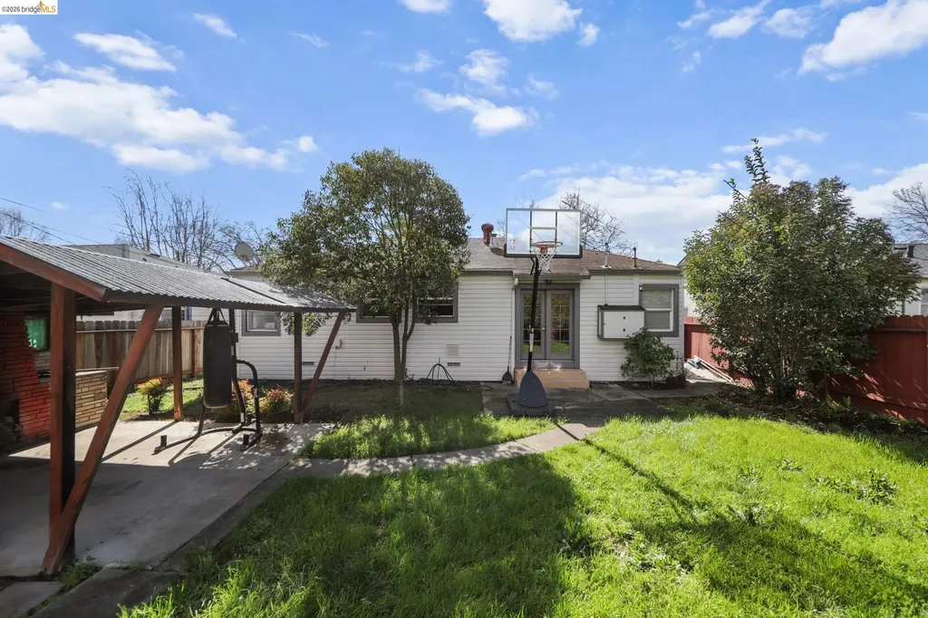104 Foster Street Vallejo CA 94591