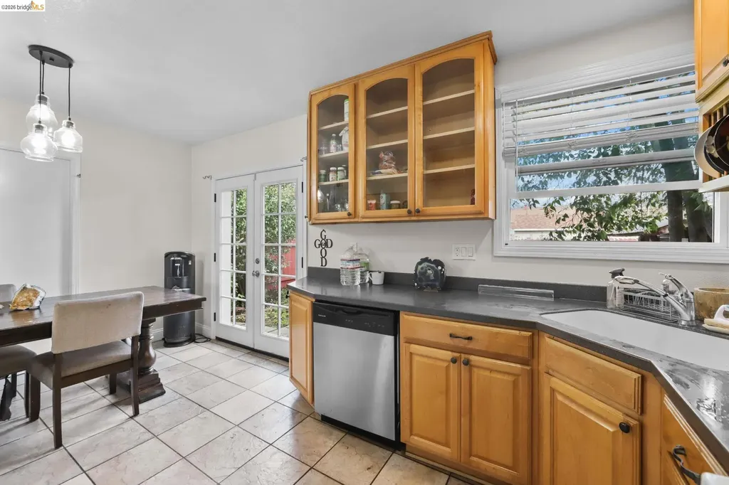 104 Foster Street Vallejo CA 94591