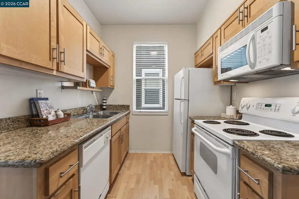 161 Marina Lakes Drive Richmond CA 94804