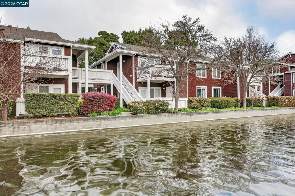 161 Marina Lakes Drive Richmond CA 94804