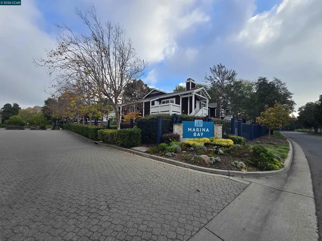 161 Marina Lakes Drive Richmond CA 94804