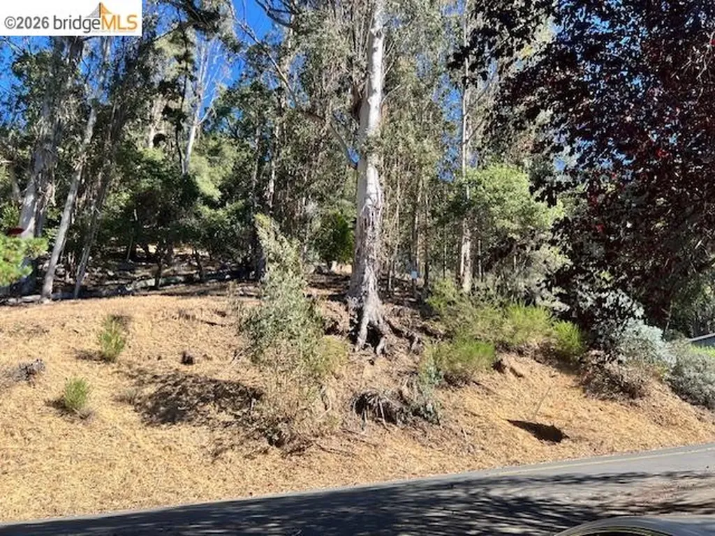 5847 Ascot Drive Oakland CA 94611