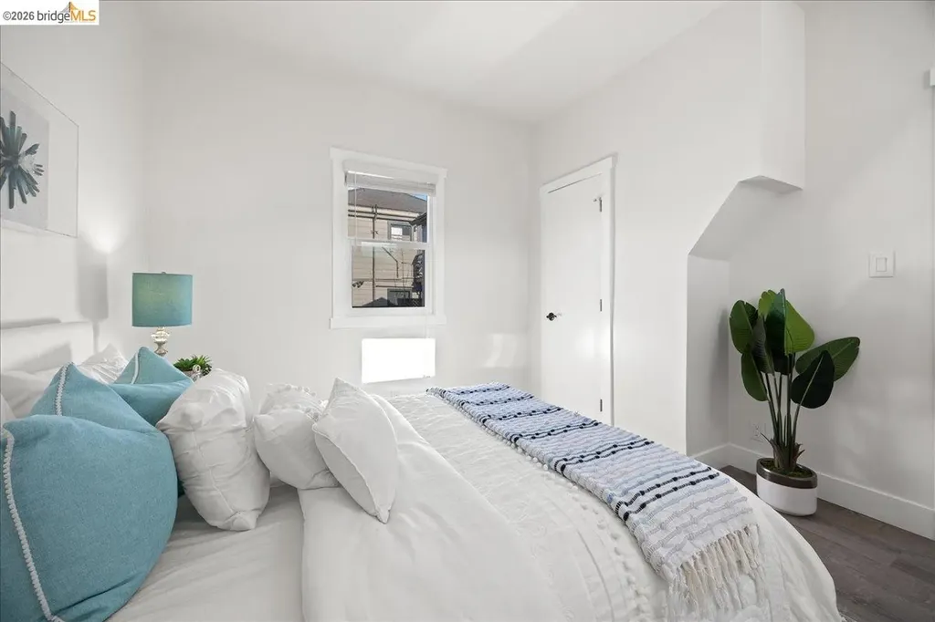 1261 61st Street Emeryville CA 94608