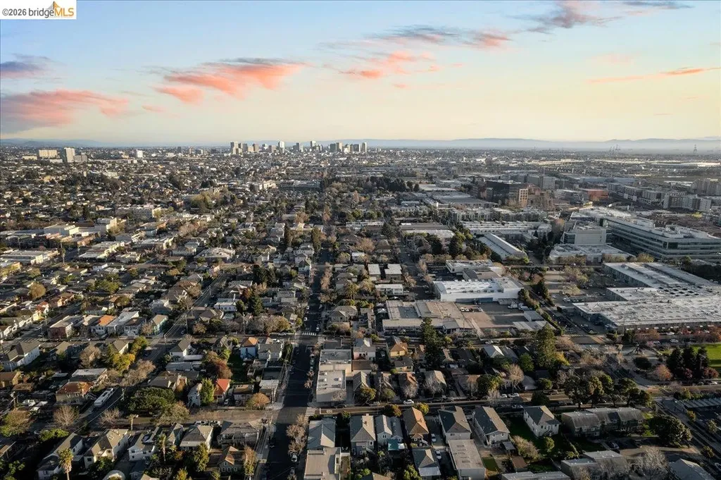 1261 61st Street Emeryville CA 94608