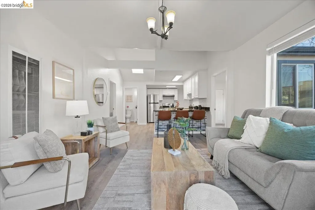 1261 61st Street Emeryville CA 94608