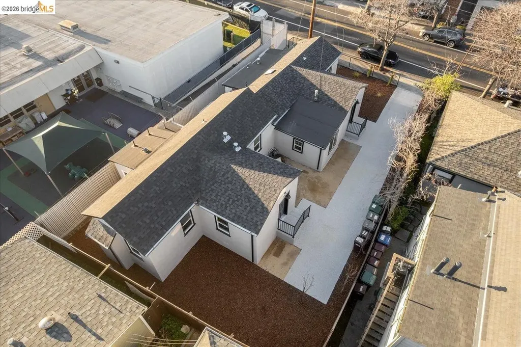 1261 61st Street Emeryville CA 94608