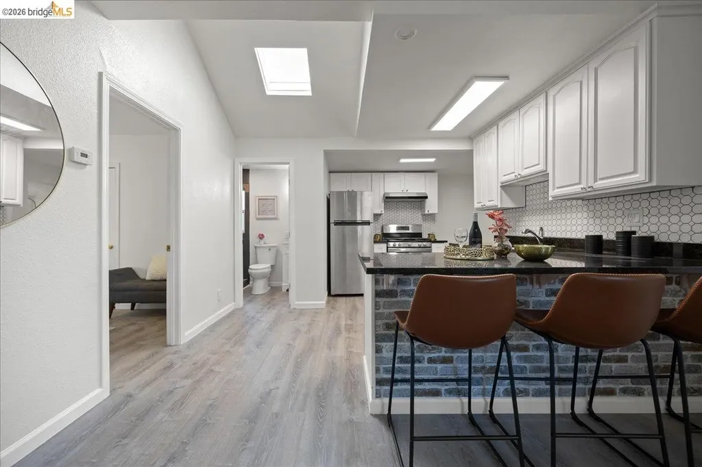 1261 61st Street Emeryville CA 94608