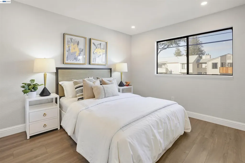 29300 Dixon Street Hayward CA 94544