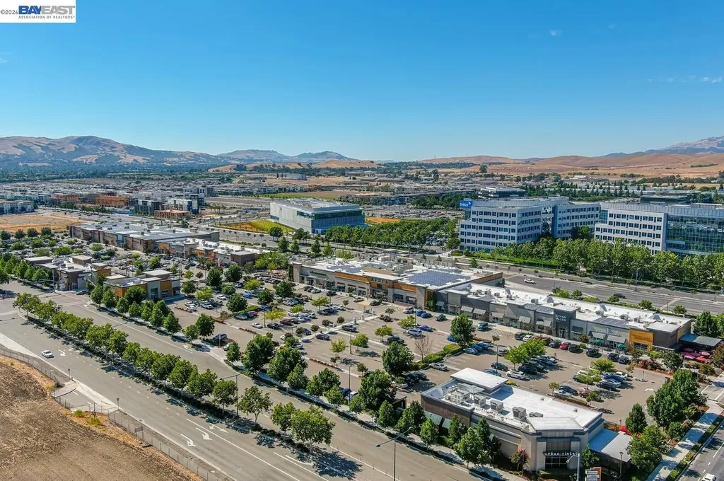 5767 Iron Horse Parkway Dublin CA 94568