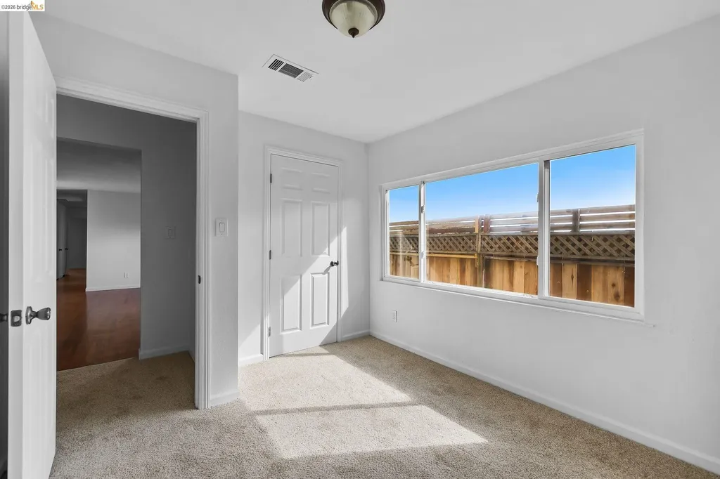1509 Lassen Court Vallejo CA 94591