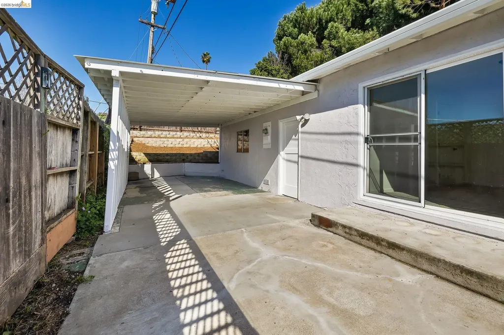 1509 Lassen Court Vallejo CA 94591