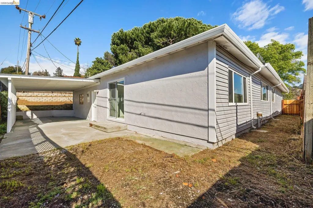 1509 Lassen Court Vallejo CA 94591