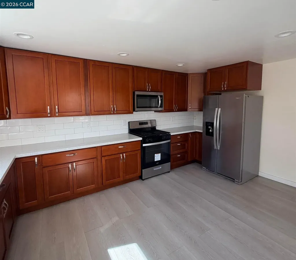 4242 Fariss Lane El Sobrante CA 94603
