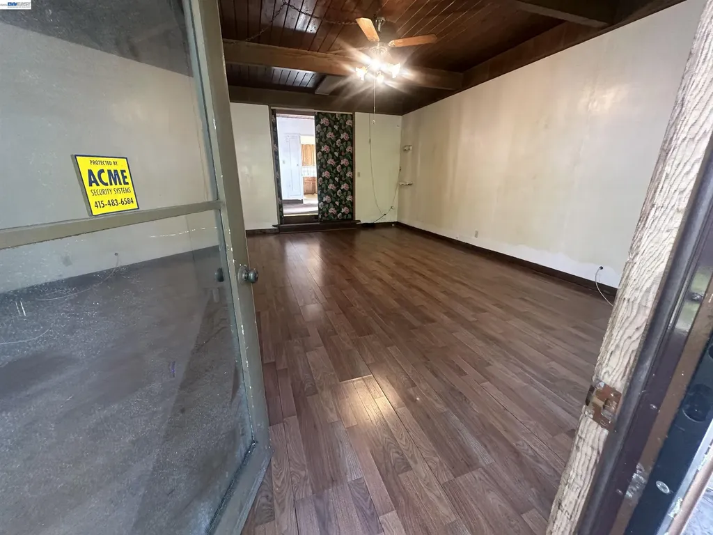 2533 Harrington Avenue Oakland CA 94601