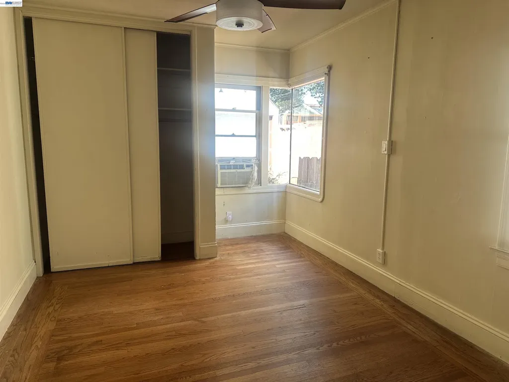 2533 Harrington Avenue Oakland CA 94601