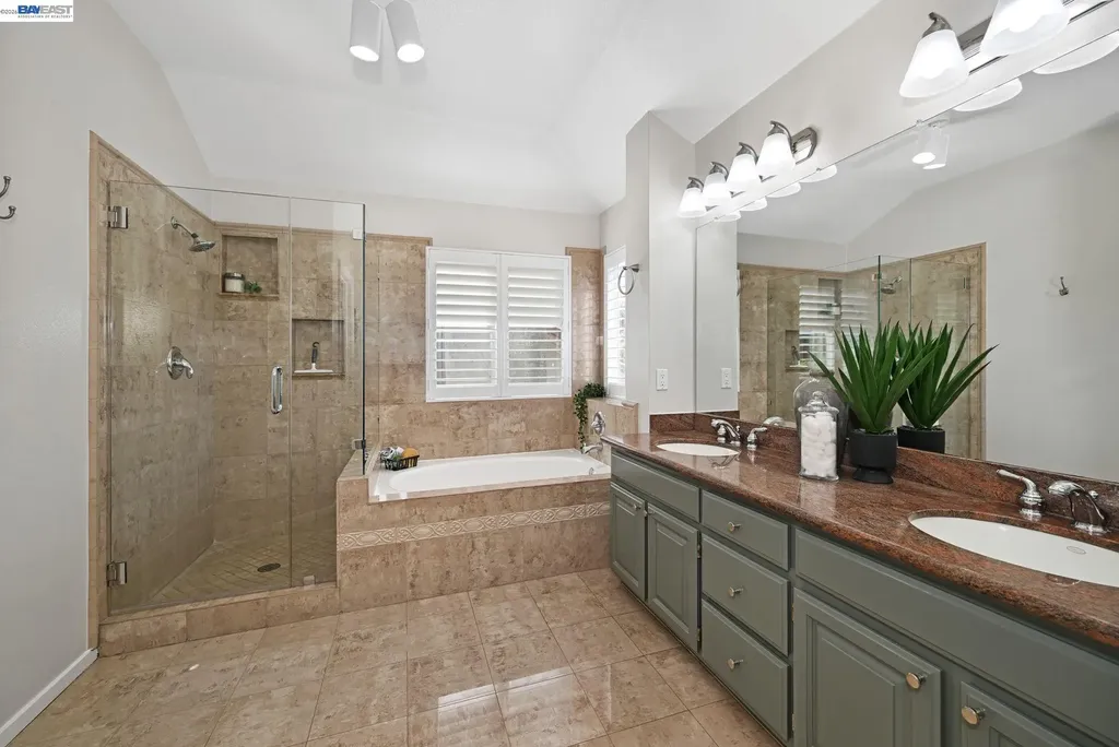 2135 Bluerock Circle Concord CA 94521