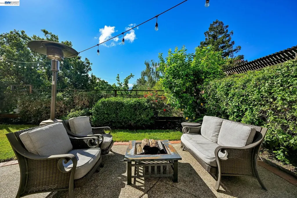 2135 Bluerock Circle Concord CA 94521