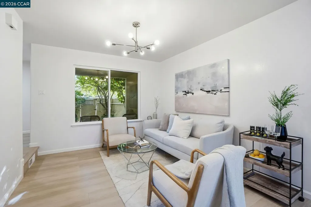 208 Siskiyou Court Walnut Creek CA 94598