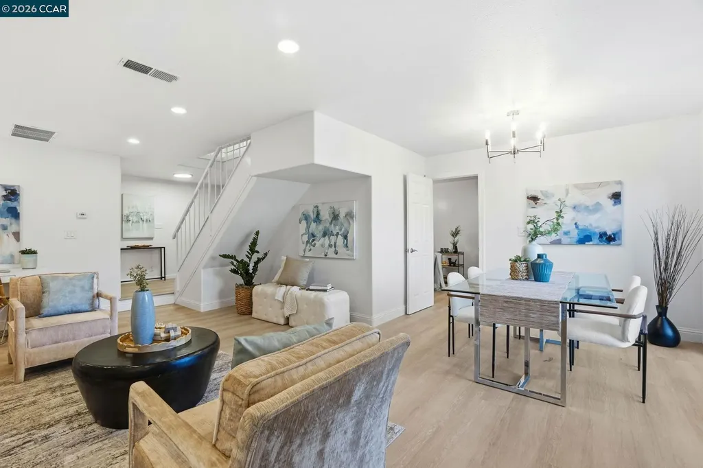 208 Siskiyou Court Walnut Creek CA 94598