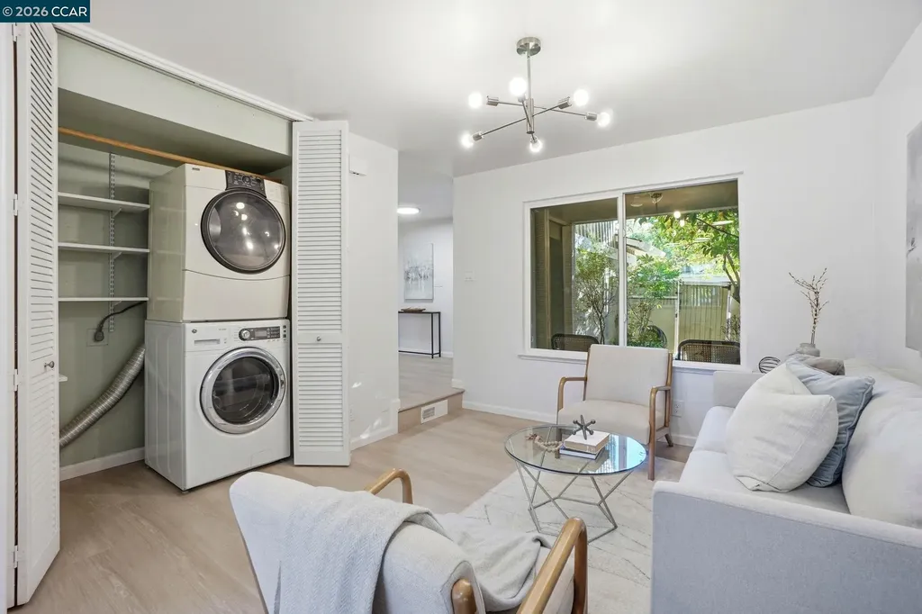 208 Siskiyou Court Walnut Creek CA 94598