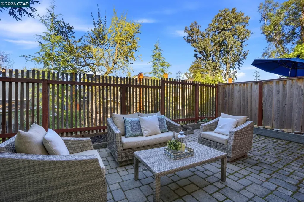 208 Siskiyou Court Walnut Creek CA 94598