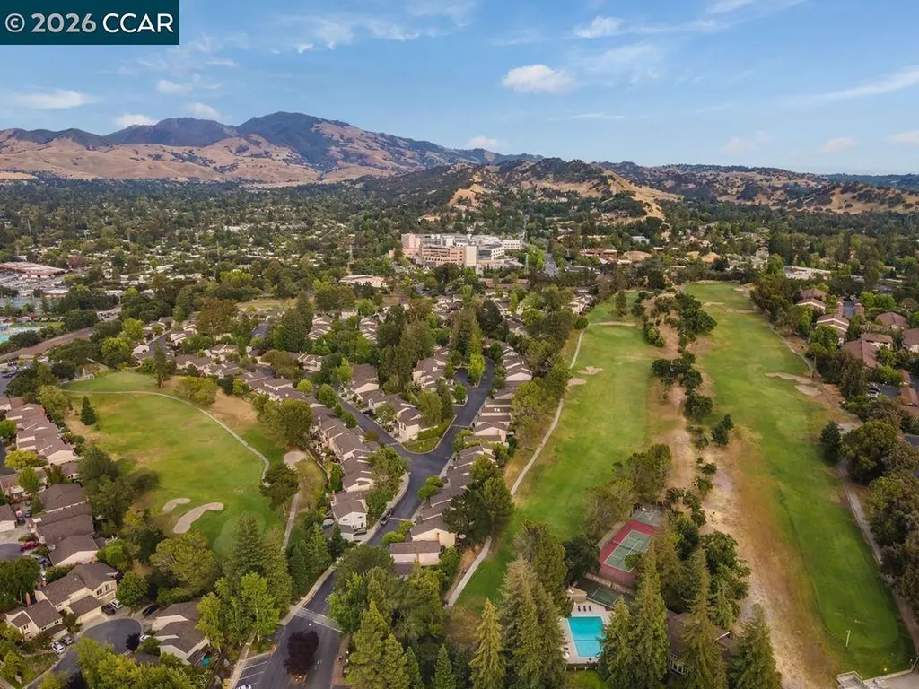 208 Siskiyou Court Walnut Creek CA 94598